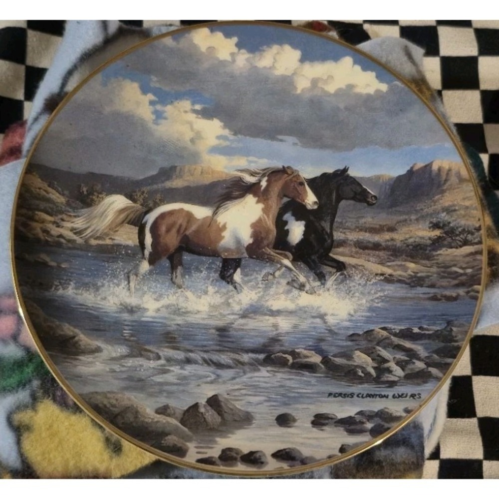 Forever Free" Wild‎ Horses Plate – Persis Clayton Weirs – Bradford Exchange